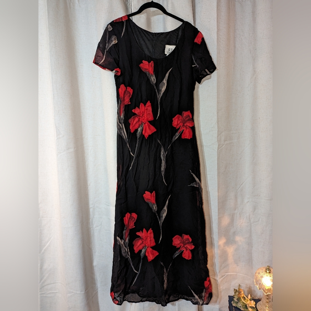 Vintage 90s-2000s Red And Black Tie Waist Floral Maxi Dress